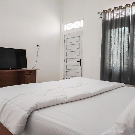 Adela Homestay Syariah Near Universitas Muhammadiyah Jambi Mitra Reddoorz Luaran gambar
