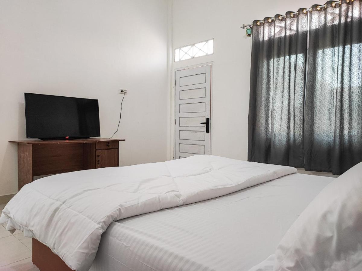 Adela Homestay Syariah Near Universitas Muhammadiyah Jambi Mitra Reddoorz Luaran gambar