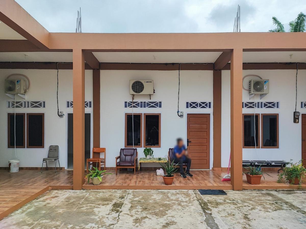 Adela Homestay Syariah Near Universitas Muhammadiyah Jambi Mitra Reddoorz Luaran gambar